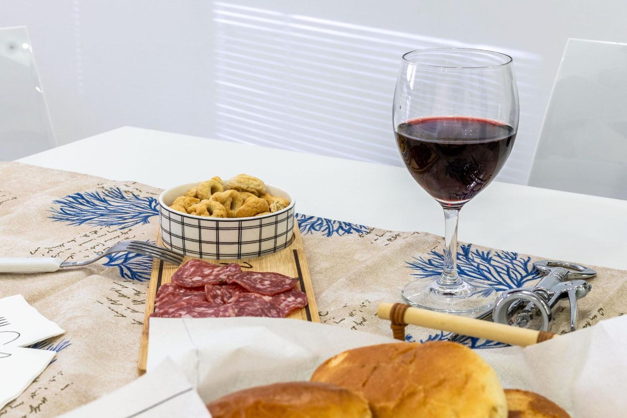 פורטו רקנאטי Italian Experience-La Rondine Apartment מראה חיצוני תמונה